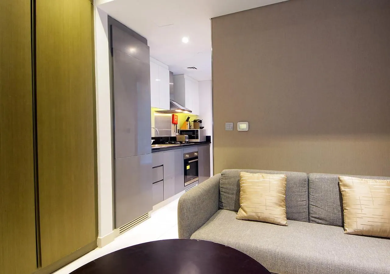 Apartment Luxury Damac Studio W Canal View Near Burj Khalifa Dubai